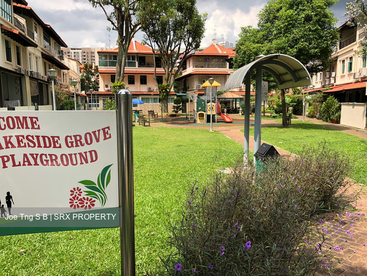 Lakeside Grove (D22), Terrace #271034781